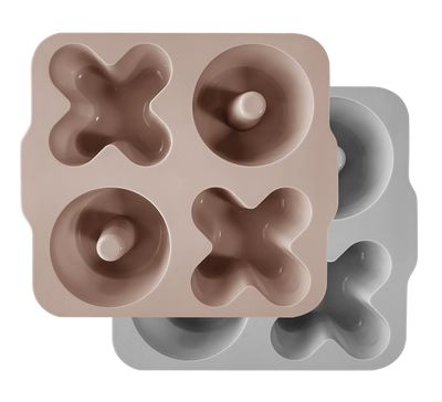 Silicone Cake Mold – 8 Portion Non-Stick Baking & Freezing Tray