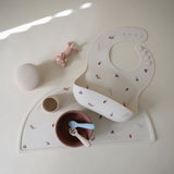Mushie Silicone Baby Bib – Adjustable Catch-All Bib