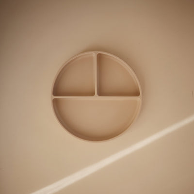 Mushie Silicone Suction Plate – Food-Grade Baby Plate