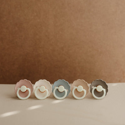 FRIGG Daisy Night Glow Rubber Pacifier – Natural Latex Glow-in-the-Dark Pacifier