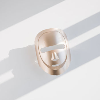 Reveal Your Radiance: The Eco Face Platinum LED Mask (Gold)