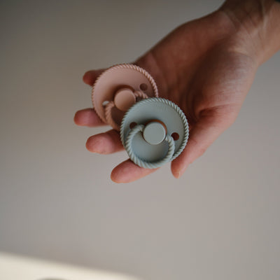 FRIGG Rope Silicone Pacifier – SilkySoft™ Medical Grade Silicone