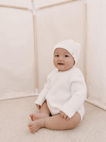 Knotted Baby Hat - White