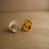 FRIGG Daisy Rubber Pacifier – Natural Latex Baby Pacifier