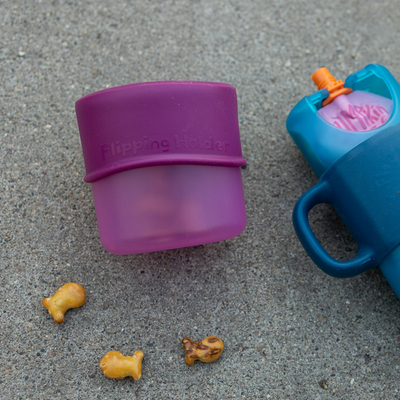 Flipping Holder Snack Cup – Spill-Proof, Easy to Clean