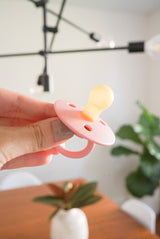 Itzy Soother™ Natural Rubber Pacifier 2-Pack – Coconut + Toast (0–6M)