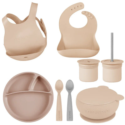 MinikOiOi Silicone Baby Feeding Set – Eco-Friendly Suction Plate, Bowl, Bibs & Cup (6+ Months)