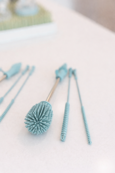 Haakaa Silicone Cleaning Brush Kit – Double-Ended Bottle Brush & Tube Brushes Set