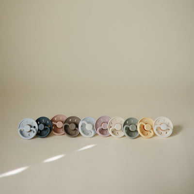FRIGG Moon Rubber Pacifier – Natural Latex Baby Pacifier