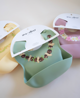 Ava & Oliver Silicone Bib