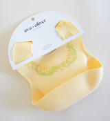 Ava & Oliver Silicone Bib