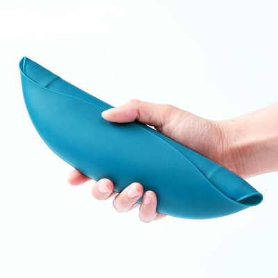 Haakaa Silicone Baby Bib – Food-Grade, BPA-Free Waterproof Bib for Babies