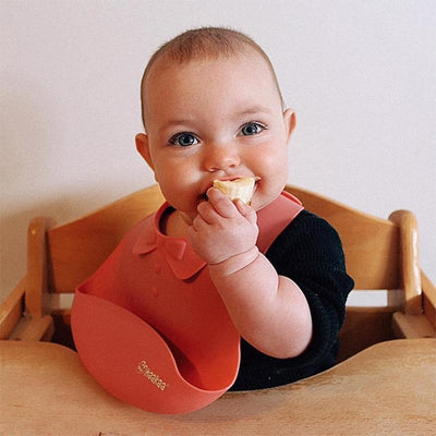 Haakaa Silicone Baby Bib – Food-Grade, BPA-Free Waterproof Bib for Babies