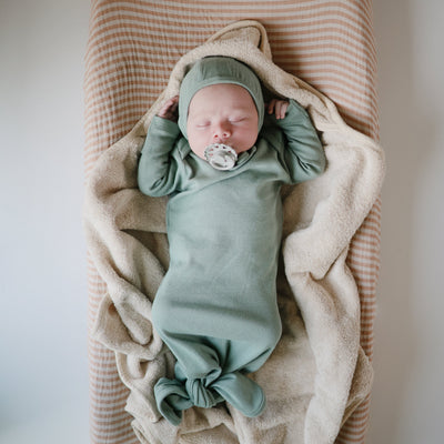Mushie Organic Cotton Hooded Baby Towel – Soft & Absorbent Bath Towel