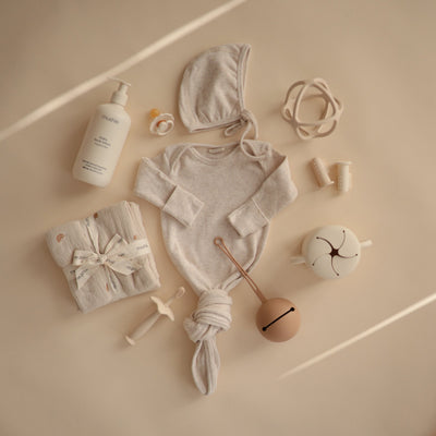 Mushie Organic Cotton Ribbed Baby Bonnet – Newborn Tie Hat
