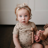 Mushie Hera Silicone Pacifier Clip – Minimalist Baby Pacifier Holder