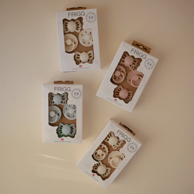 FRIGG Baby First Pacifier Set