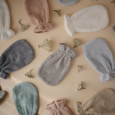 Organic Cotton Baby Bath Mitt – Soft & Absorbent Wash Mitt