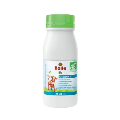 Bottle of Holle ready to feed pre/1 on a white background