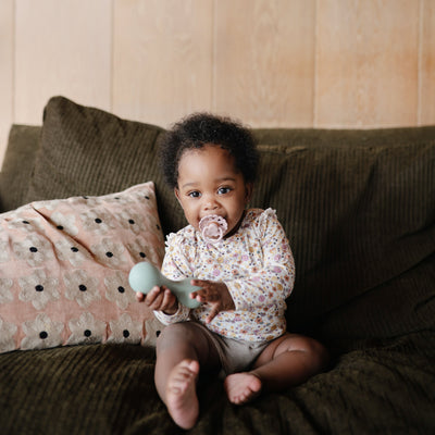 FRIGG Fairytale Rubber Pacifier