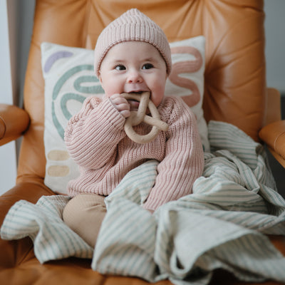 Mushie Pretzel Teether – Silicone Baby Teether