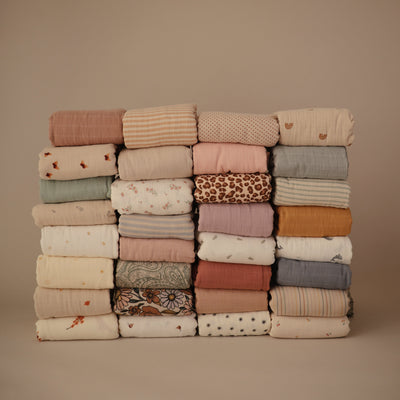 Mushie Organic Cotton Muslin Swaddle Blanket