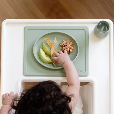 Ezpz Tiny Plate – Promoting Self-Feeding and Utensil Use