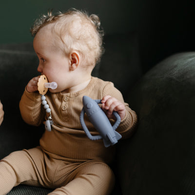 FRIGG Daisy Silicone Pacifier – SilkySoft™ Medical Grade Silicone