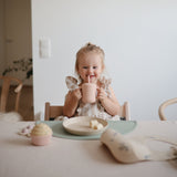 Mushie Round Dinnerware Plates – Non-Toxic Baby Plate Set
